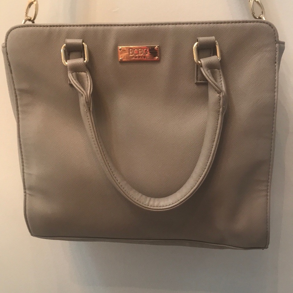 BCBG Grey Shoulder Bag 🥰